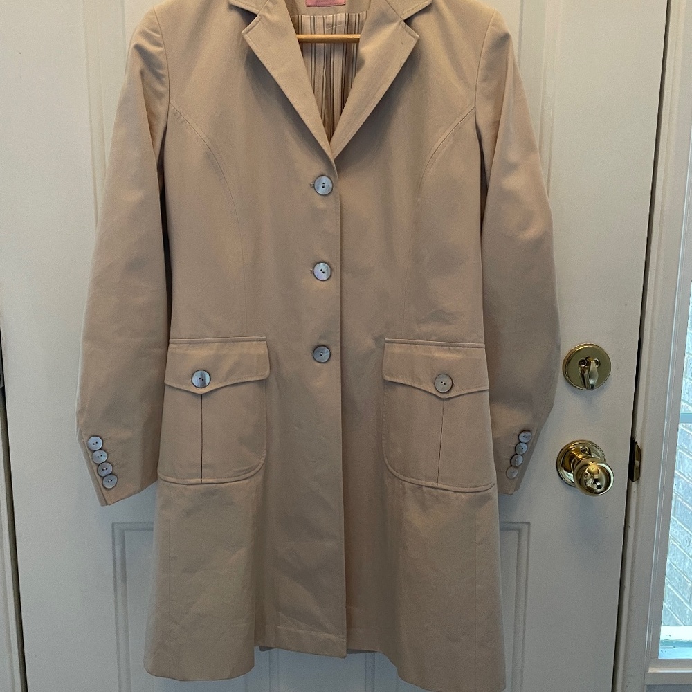 Classic Lined Trench coat size 6